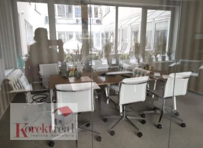 Predaj kancelárskych priestorov na Zamockej ul. s UP 600m2, 1650€/m2 bez DPH