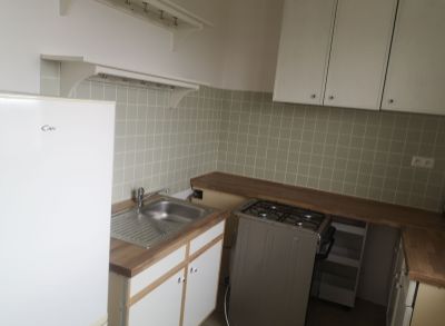Na predaj 2izbový byt so samostatnou kuchyňou v Trenčíne s logiou na Juhu