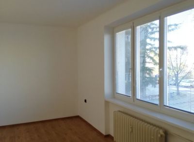 Areté real-prenájom slnečneho 2 bytu v priamom centre mesta Pezinok