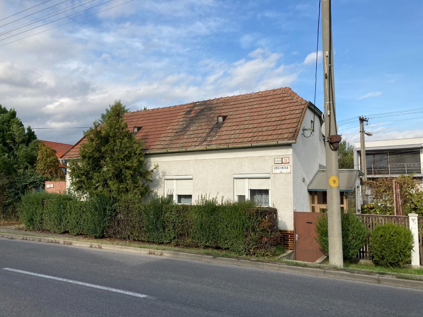 Predaj Rodinný dom Rodinný dom-Predaj-Bratislava - m. č. Podunajské Biskupice-189000.00 €