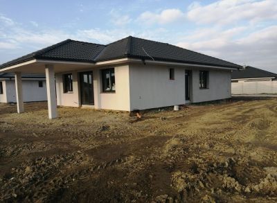 Perfektne riešený 4-izbový rodinný dom na priestrannom pozemku 692m2