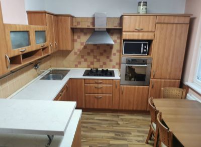 3043 Na predaj 3-izb.byt s 2 loggiami v Nových Zámkoch