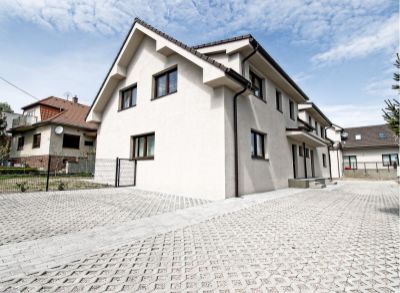 LETNÉ BÝVANIE v krásnom 5-Izbovom dvojpodlažnom byte so záhradkou s pekný výhľadom na prenájom v Modre