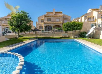 Slnečný mestský domček v La Ciñuelica, Orihuela Costa