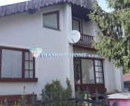DIAMOND HOME s.r.o. Vám ponúka na predaj pekný 5 izbový rodinný dom v obci Šrobárová okres Komárno