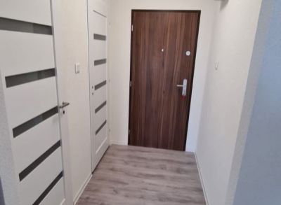 ARETÉ REAL - PREDAJ ZREKONŠTRUOVANEJ GARSÓNKY V DOBREJ LOKALITE, PEZINOK, 1. MÁJA
