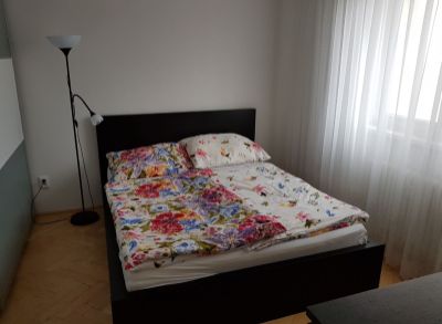 Arete real Vám ponúka na prenájom 2izbový byt v Pezinku