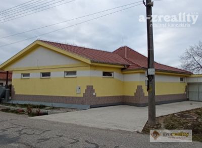 Ponúkame na predaj komerčný objekt v obci Zlatná na Ostrove