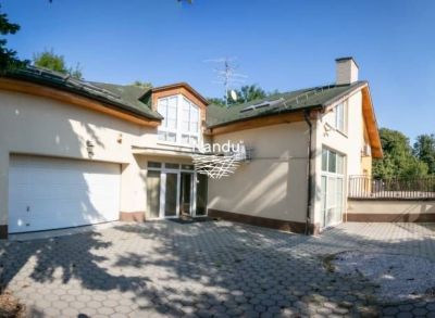 Predaj domu vhodného na podnikanie, Karlova Ves 640 000 € 1 524 €/m2