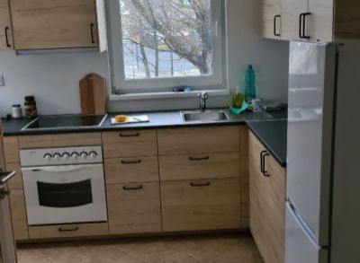 Ponúkame na prenájom 2 izbový byt v podkroví Rodinného domu