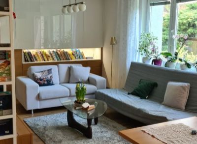 Ponúkame Vám na predaj čiastočne zariadený 3 izbový byt Bratislava-Staré Mesto, Svetlá ul.