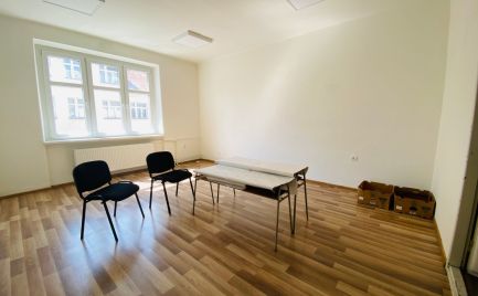 Ponúkame Vám do prenájmu kancelársky priestor v centre Martina