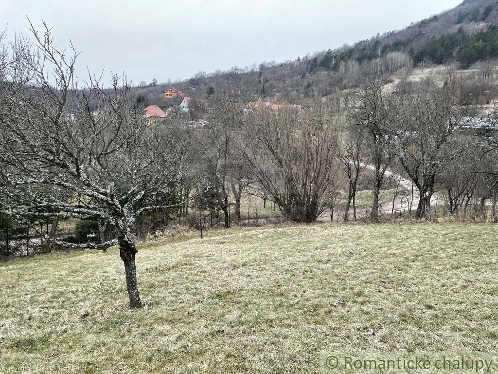 Pozemok pre dve chatky pri Jablonove nad Turňou