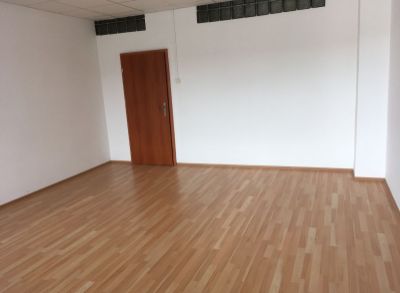 Kancelársky priestor na Zvolenskej ceste 33,6m2