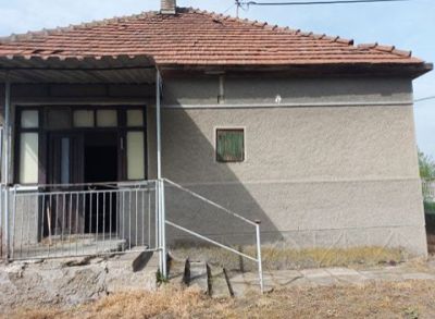 Ponúkame na predaj rodinný dom v obci Trávnik