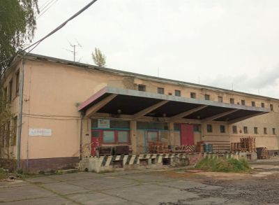 Ponúkame na predaj komerčný objekt v Hurbanove