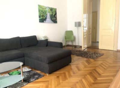 ART REAL Estate ponúka na PRENÁJOM 3-izbový byt Bratislava - Staré Mesto -Historické centrum