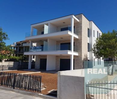APARTMÁNY V 1. rade pri mori, TOP LOKALITA - TURANJ