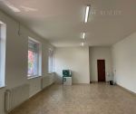 Obchodný / kancelársky priestor, 66 m2 + 1x parkovacie miesto, Električná ul., Trenčín / centrum