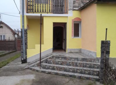 Rodinný dom s garážou v centre Fiľakova na predaj alebo výmenu za byt v Banskej Bystrici