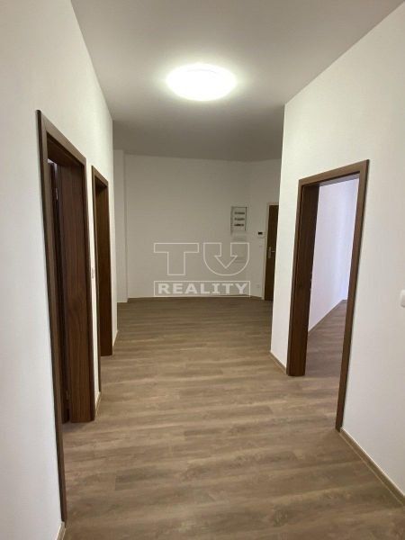 4-IZB. BYT, KOMPLETNÁ REKONŠTRUKCIA, STARÉ MESTO, 103 m2