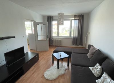 EXKLUZÍVNE! Veľký 2,5 izb. byt s balkónom vo vyhľadávanej lokalite na prenájom