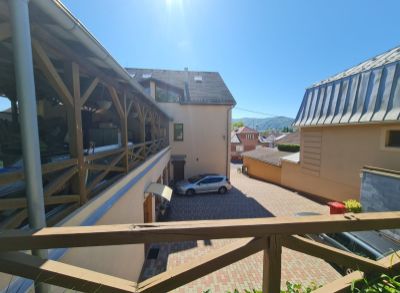 Viac bytový dom so záhradou