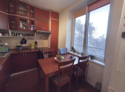 Zariadený 1-izbový byt so samostatnou kuchyňou