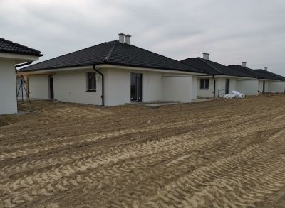 Šikovné 3-izbové bungalovy v peknej lokalite Miloslavova