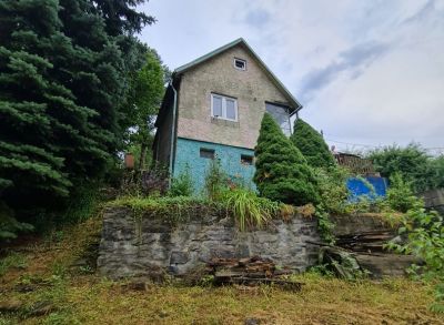 Exkluzívne na predaj krásna chatka vo Zvolene s pozemkom 506 m2