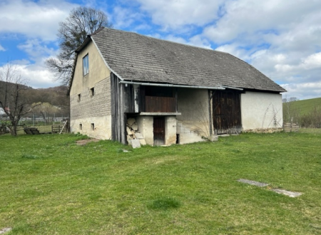 Predaj pozemku 2016 m2 so stodolou v Podkylave