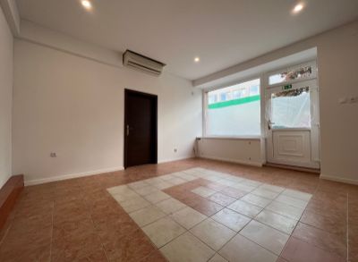 ARETÉ REAL - PRENÁJOM 47 m2 OBCHODNÉHO PRIESTORU V PRIAMOM CENTRE MESTA, PEZINOK, MEISSLOVA