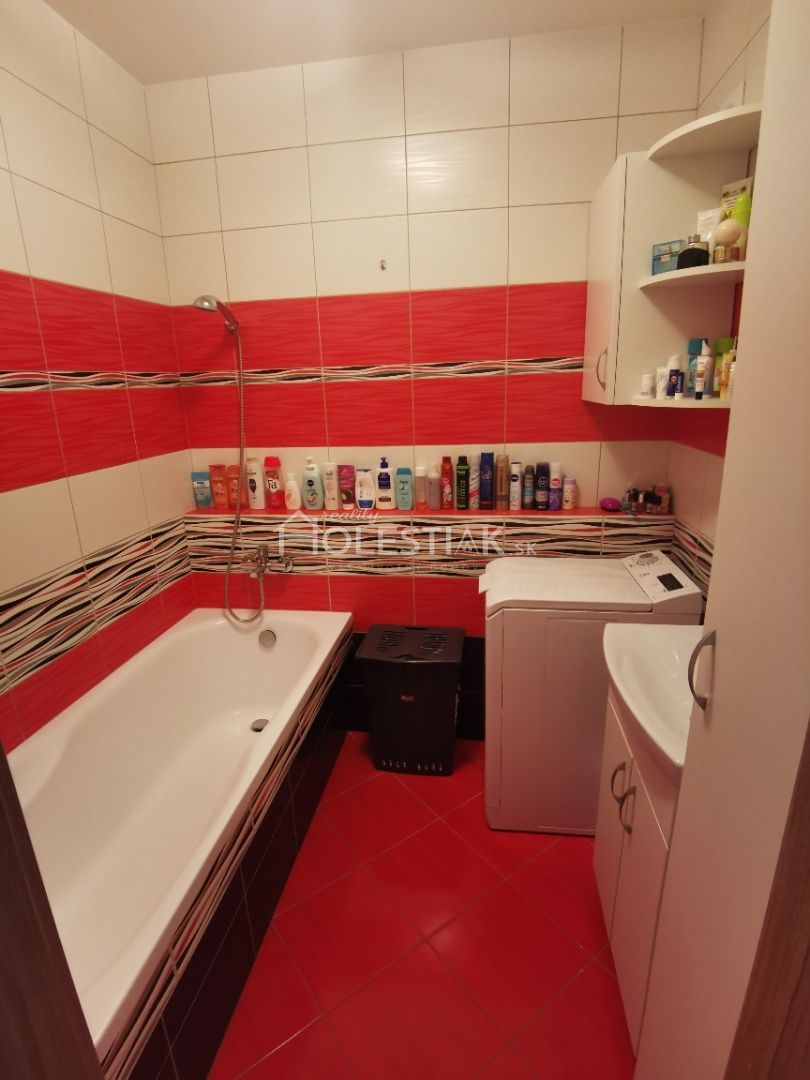 Predám krásny 2+1 byt v centre mesta Rajec