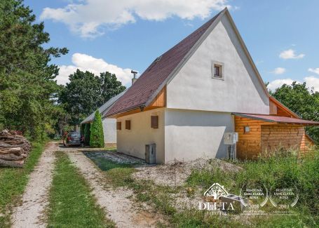 REZERVOVANÉ DELTA | 3 izbová zateplená rekreačná chata hodinu od Bratislavy, Kočín