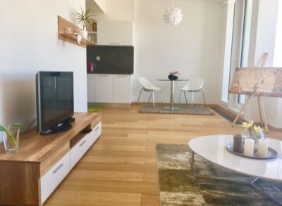 PRENÁJOM 2-izbový byt v PANORAMA CITY - Bratislava - Staré Mesto