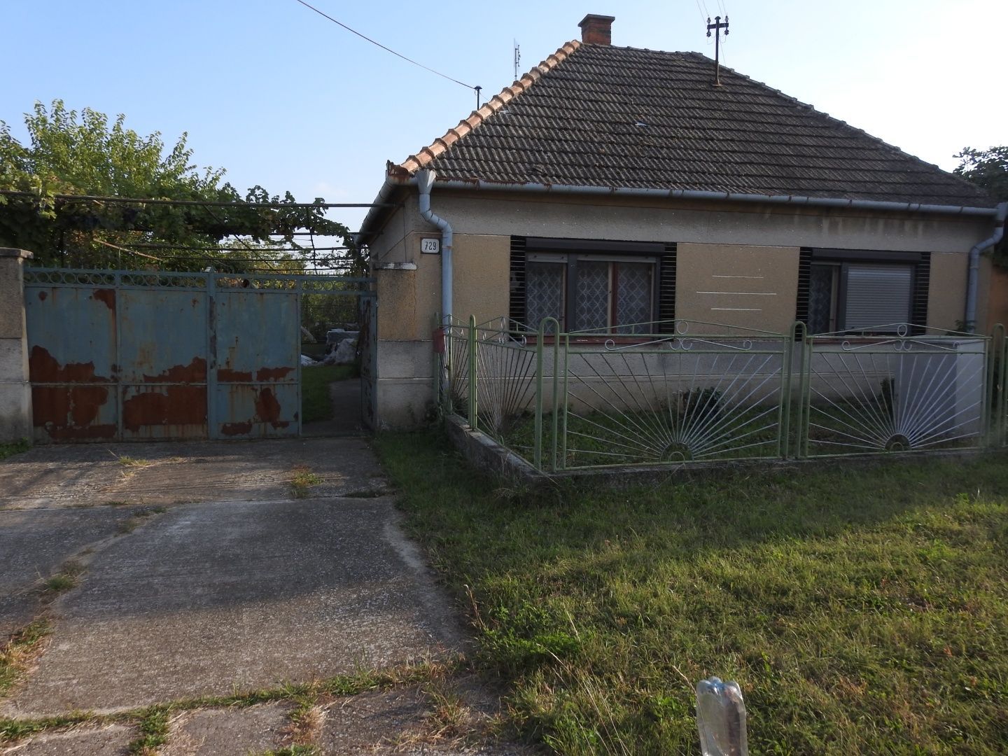 Predaj Rodinný dom Rodinný dom-Predaj-Pata-116000.00 €
