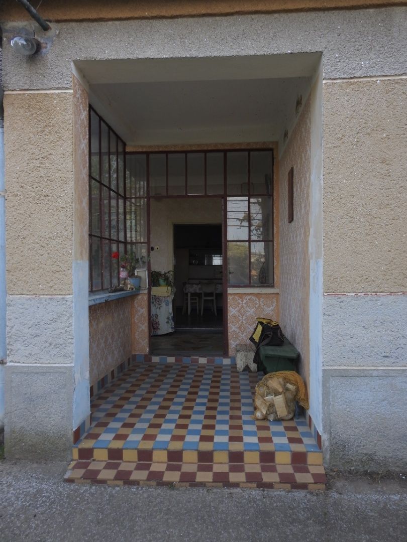 Predaj rodinného domu - Pata (007-12-LEMA)