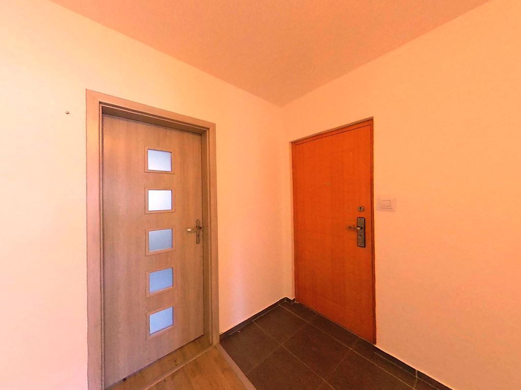 PREDANÉ rekonštruovaný 3 izbový byt s balkónom Levoča - 8