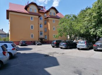 BA I. Staré mesto - 2 izbový byt pri Horskom parku s parkovaním a záhradou na Brnianskej ulici