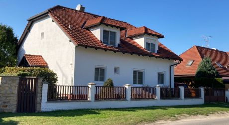 Rodinný dom v centre Záhorskej Bystrice