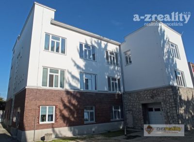 Ponúkame na prenájom komerčné priestory v Komárne