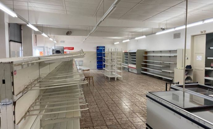 Na prenájom výhodne veľký obchodný priestor v širšom centre Rimavskej Soboty
