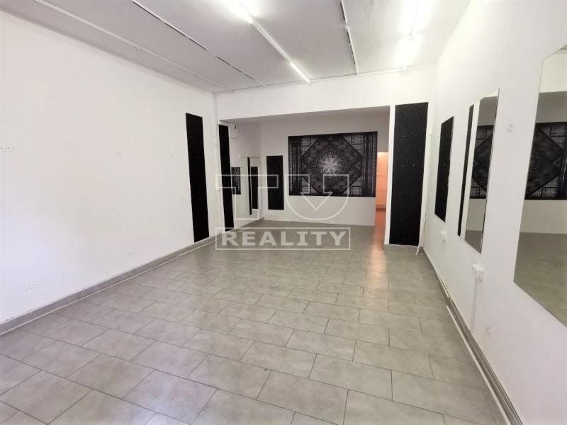Prenájom Iný Iný-Prenájom-Žilina-800.00 €