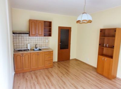 Garsónka, Prievidza, Lúčna ulica
