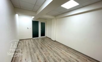Masážny salón / relaxačné štúdio na prenájom v Banskej Bystrici (Námestie Slobody) 17,60m2