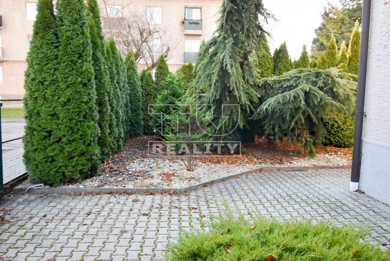 Na predaj slnečný 5-izbový byt, 115 m2, Školská ulica, Partizánske.