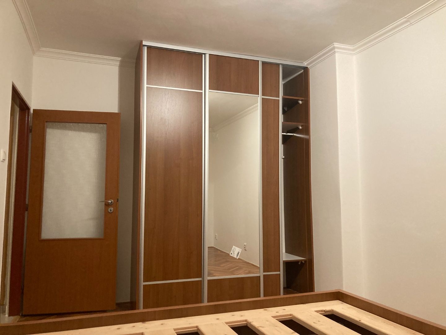 Ponúkame Vám na prenájom 2izb byt v centre Nových Zámkov