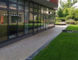 Obchodný priestor s veľkým výkladom v novostavbe Perla Ružinova, 123m²
