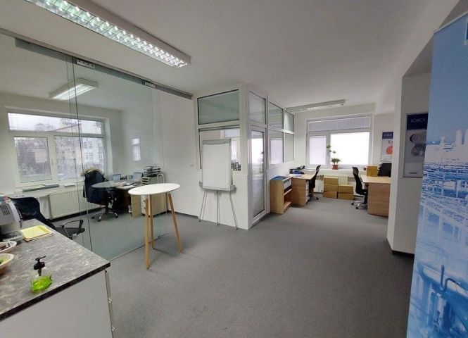 kancelárie - Bratislava-Ružinov - Fotografia 1 