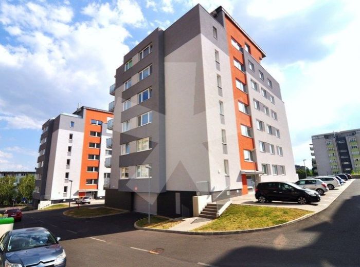 PREDANÉ - KADNÁROVÁ, 4-i byt, 102 m2 - novostavba, HROZNOVÝ SAD II, priestranná dispozícia, pokojné BÝVANIE PRIAMO POD SVAHMI VINOHRADOV